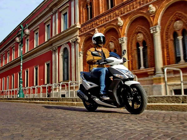 Agility 16+ 200i ABS - Imagem 3